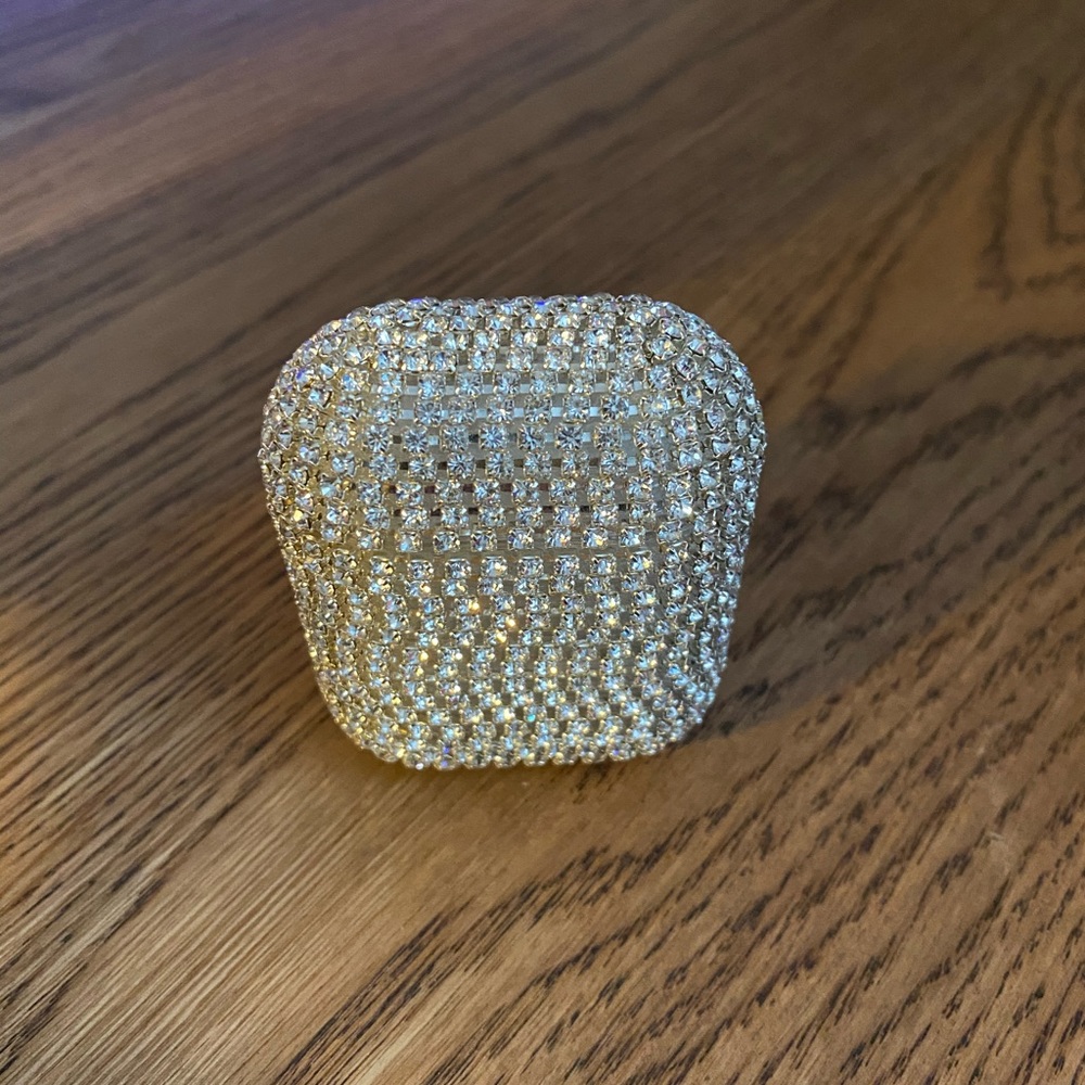 AirPod case - Picture 3 of 3